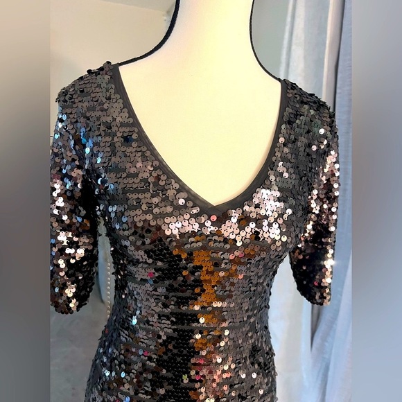 BCBGMaxAzria Black Sequin Bodycon Midi Dress - Picture 7 of 15